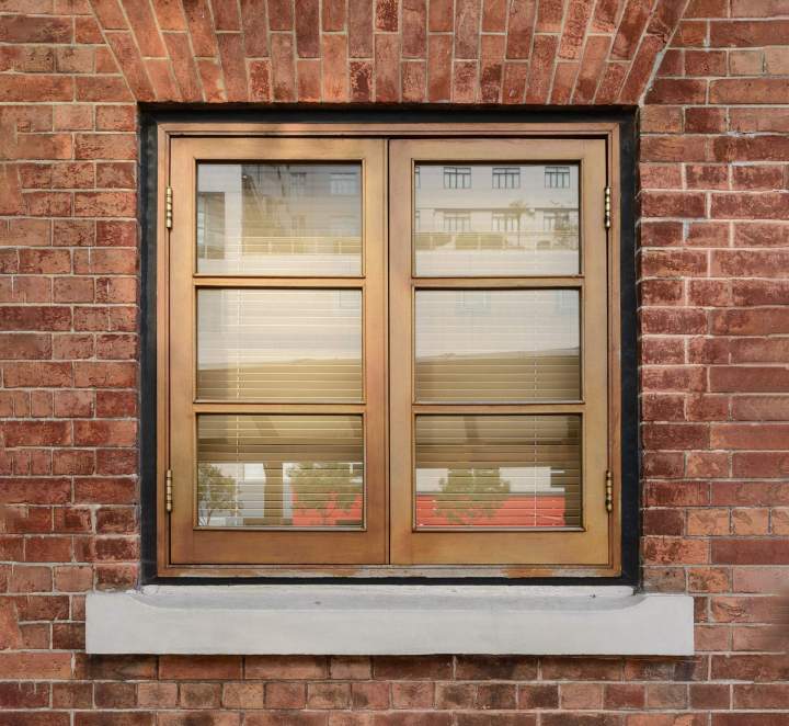 Création de fenêtres en bois pour allier l'isolation et l'esthétique